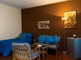 eskimo bungalow by Fic 369