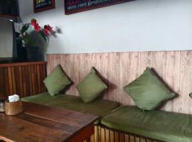 CpdHostel Arambol No281 Khalchawada, hotel en Arambol