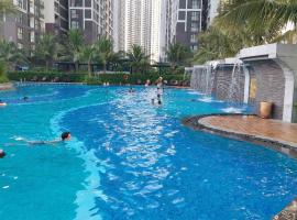 Luxhomes Tonkin2 Smart City, hôtel à Phú Thú