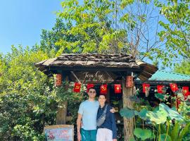 Làng Sinh Thái Ngọc Đồng - Eco Village Retreat, hôtel à Thanh Sơn