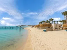 Protels Beach Club & SPA