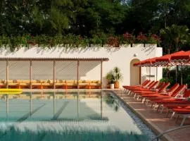 The Standard, Pattaya Na Jomtien