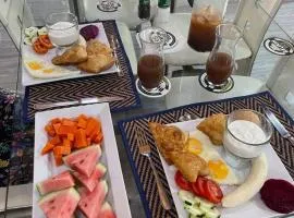 CROOКED TREE LODGE Belize