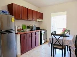 Serenity Luxury Villa, viešbutis mieste Sandy Bay