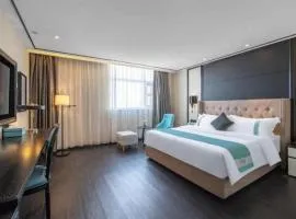 Xana Hotelle Jinan Daminghu North Gate