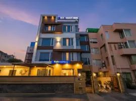FabHotel Skylight Inn - Artemis Hospital Gurgaon