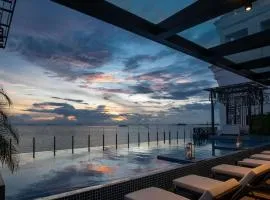 Admiral Hotel Manila - MGallery Collection