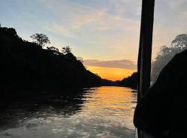 Luz Amazônia Lodge, hotel in Iranduba