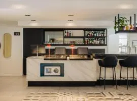 Leonardo Hotel Rotterdam Savoy