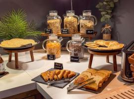 宜必思尼姆西部酒店- A9，尼姆的飯店