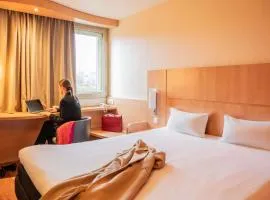 ibis Nantes Centre Gare Sud