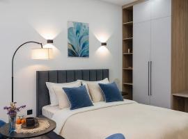 Warm 2BR Stay Mega Park Area, Hotel in Almaty