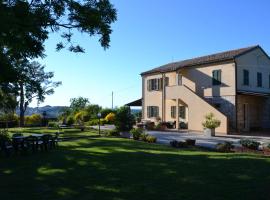 Il Mandorlo - Agriturismo e Azienda Agricola Ferrato, hotel in Ancona