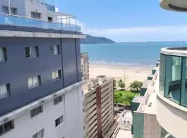Unique Residence Lindo Apartamento Vista Mar e garagem