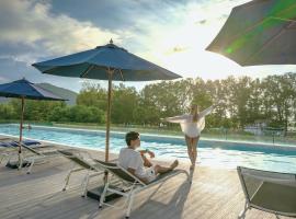 Kokotel Phuket Nai Yang Beach,位于奈扬海滩的酒店