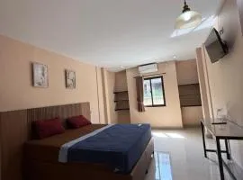 Okie house hotel