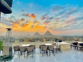 pyramids fort & free pick up shuttel