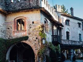 La Locanda di Grazzano Visconti, отель в городе Граццано-Висконти