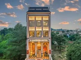 Hotel Marrion