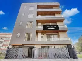 Townhouse Sector 49 Gurugram Formerly Hotel P66