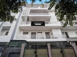 Townhouse Sector 46 Huda Market