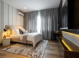 Azusa Hotel and Apartments