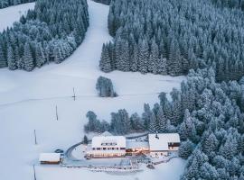 Bílá Labuť Pec – hotel w mieście Pec pod Sněžkou