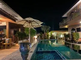 Kalamung Resort and Pool villas
