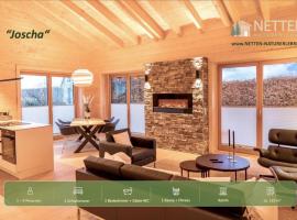 NETTEN Naturerlebnis Holz-Chalets, hotel v destinaci Daun