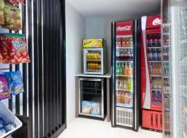 迈阿密机场多拉地区快捷假日酒店