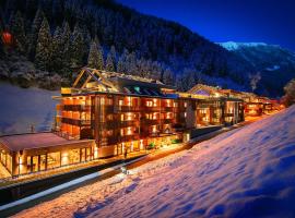 ZillergrundRock Luxury Mountain Resort, hôtel à Mayrhofen