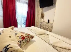 Rooms Malo more Trogir