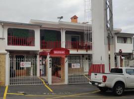 Aparthotel Maison Suisse, hotel en Asunción