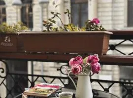 Renaissance Boutique