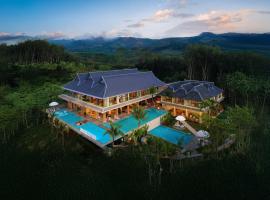 Three-Colored Cloud River.Rainforest Mist Hidden Resort VILLA (Xishuangbanna Jinghong Mengle Great Buddha Temple Branch), hotel v Jinghongu