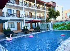 Avenue Hotel VangVieng