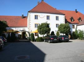 Hotel Photo: Schlosswirt Etting