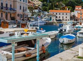 Bed&Breakfast Saturn,位于大洛希尼的酒店