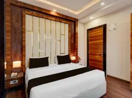 Super Townhouse Oak CSJMU Kanpur Formerly Shree Dev Villa