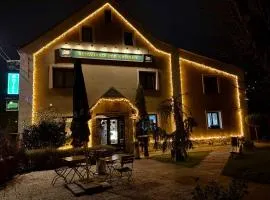 Hotel & Restaurant Pod Kaštany