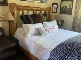 Stewart Chalet @ Yosemite/Bass Lake, hotel en Bass Lake