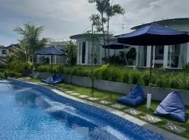 DeSila House and Pool Bangli Near Tukad Cepung Waterfall