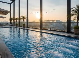 MAY DE VILLE Lakeside Hotel, ξενοδοχείο στο Ανόι