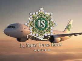 Le Shot tours Hotel