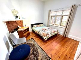 3BR Guest House near Adelaide CBD Joslin 5070, hotel in Evandale