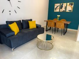 Elite bungalow at Ikaria Village recently renovated, hotel en Chlorakas