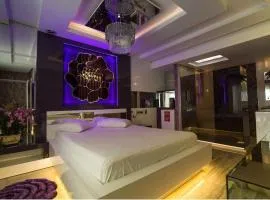 Golden Motel Pernoite das 18 as 12 HRS Com Café da Manhã