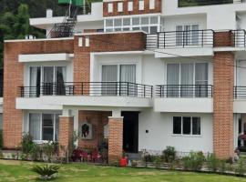 Pahaad Ko Ghaar，那加闊的飯店