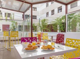 Novotel Suites Perpignan Centre - Grandes Suites & Confort Centre-Ville, hotel em Perpignan