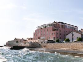 Rotonda Inn Novigrad, hotel v destinaci Novigrad – Istrie